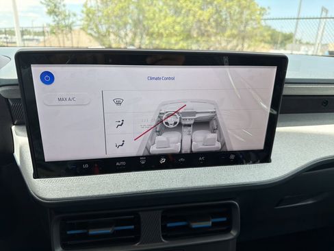 New 2026 Ford Maverick XLT FWD image 21