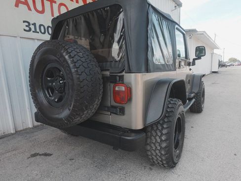 Used 2003 Jeep Wrangler X image 6