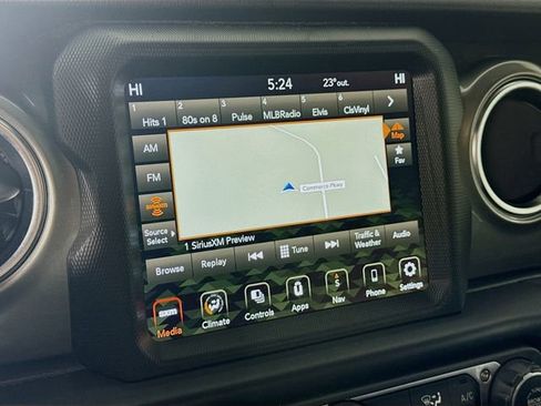 Used 2022 Jeep Wrangler Unlimited Sahara AWD/4WD image 15