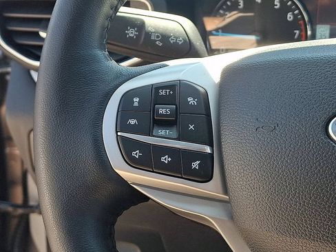 Certified 2023 Ford Explorer XLT w/ Equipment Group 202A AWD/4WD image 24