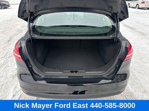 Used 2018 Ford Focus SE image 18