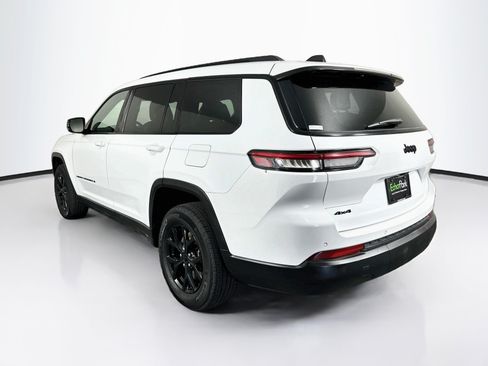 Used 2024 Jeep Grand Cherokee L Laredo AWD/4WD image 5