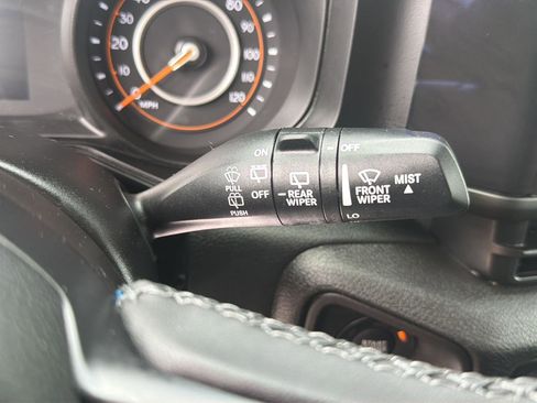 Used 2025 Jeep Wrangler Unlimited Sport AWD/4WD image 29