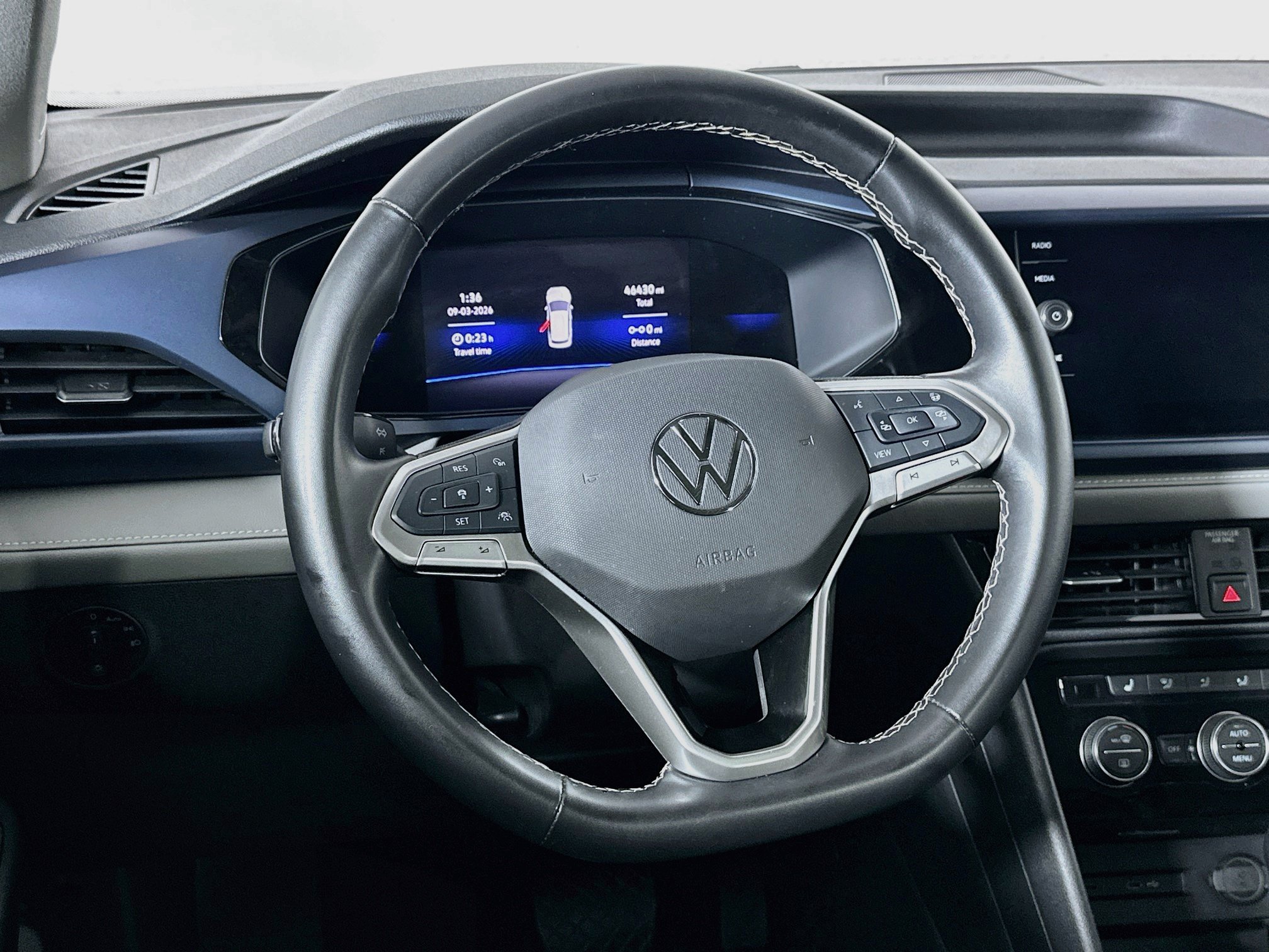 Used 2024 Volkswagen Taos SE FWD image 18