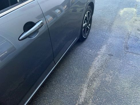 Used 2025 Nissan Sentra SV image 8