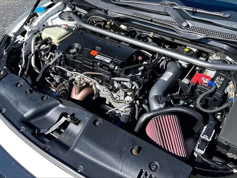 Used 2020 Honda Civic Sport image 32