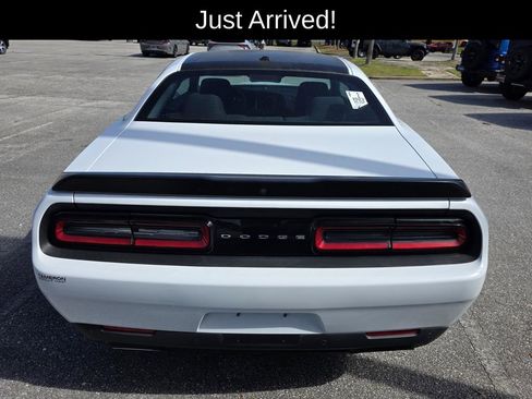 Used 2023 Dodge Challenger R/T image 3