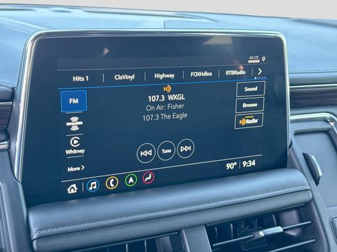 Used 2021 Chevrolet Tahoe Z71 w/ Rear Media and Nav Package AWD/4WD image 35