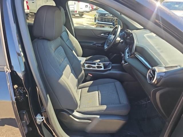 Used 2026 Chevrolet Equinox LT FWD image 28