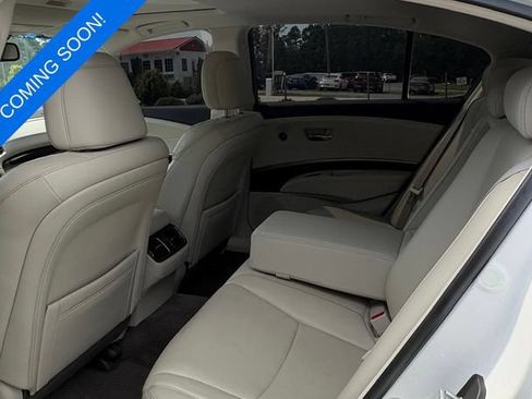 Used 2014 Acura RLX w/ Technology Package FWD image 4