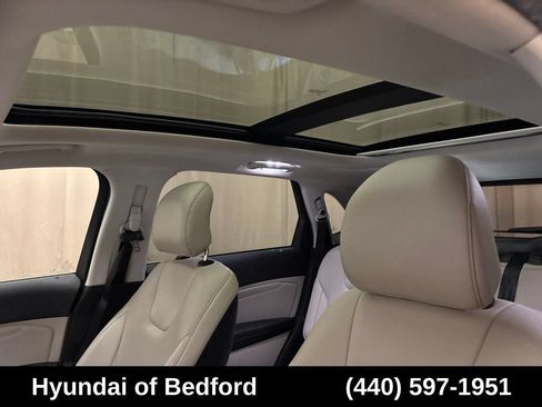 Used 2017 Ford Edge Titanium w/ Equipment Group 301A AWD/4WD image 24