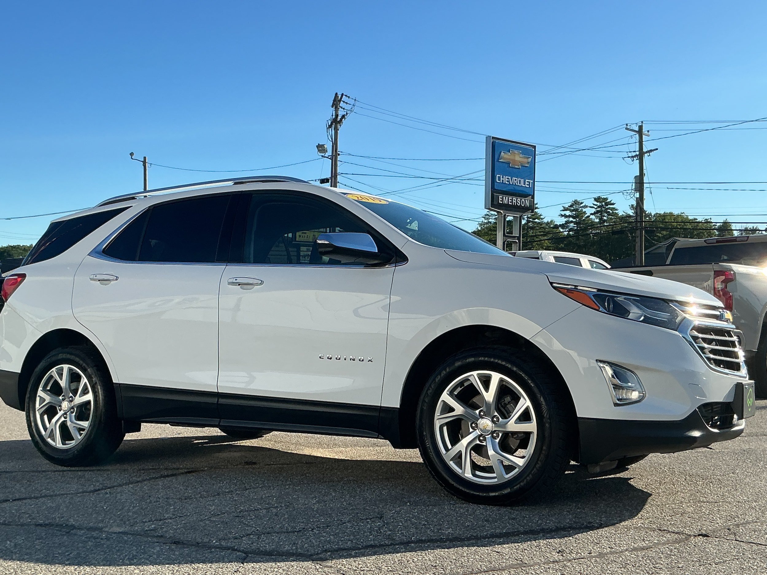 Certified 2019 Chevrolet Equinox Premier w/ LPO, Cargo Package AWD/4WD image 2