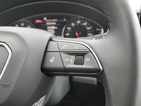 Used 2023 Audi Q5 2.0T Premium w/ Convenience Package image 23