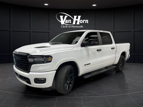 Used 2025 RAM 1500 Laramie w/ Night Edition AWD/4WD image 3