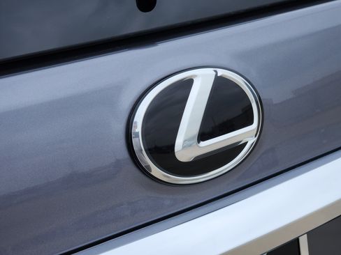 Used 2022 Lexus GX 460 Luxury w/ Off Road Package image 11