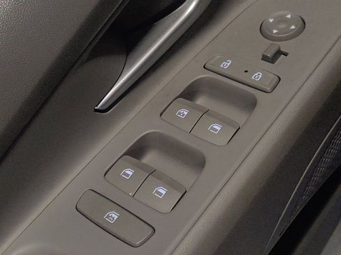 Used 2022 Hyundai Elantra SEL w/ Cargo Package image 27