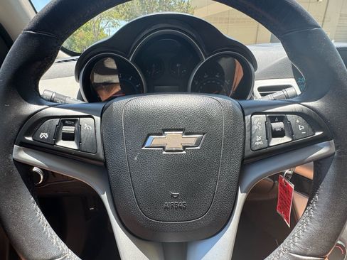 Used 2012 Chevrolet Cruze Eco FWD image 6