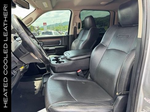 Used 2017 RAM 2500 Laramie AWD/4WD image 9