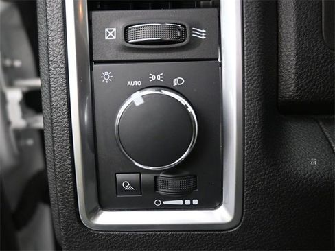 Used 2023 RAM 1500 Classic SLT w/ Protection Group image 12