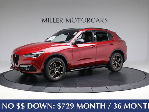 New 2025 Alfa Romeo Stelvio Sprint image 1