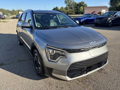 Used 2024 Kia Niro Wind w/ Wind Preserve Package