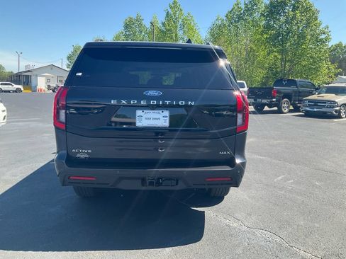 New 2026 Ford Expedition Max Active RWD image 6