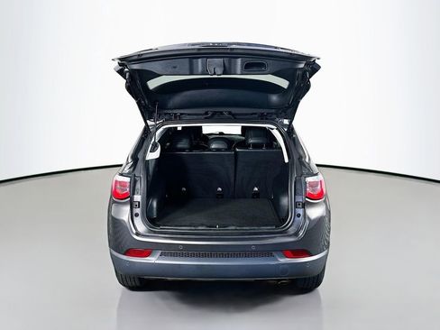 Used 2018 Jeep Compass Limited w/ Navigation Group image 29