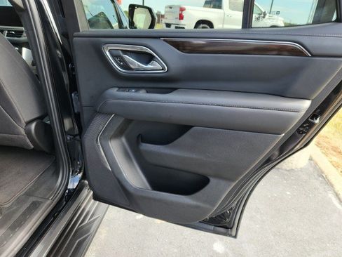 Used 2024 GMC Yukon SLE w/ Max Trailering Package AWD/4WD image 24