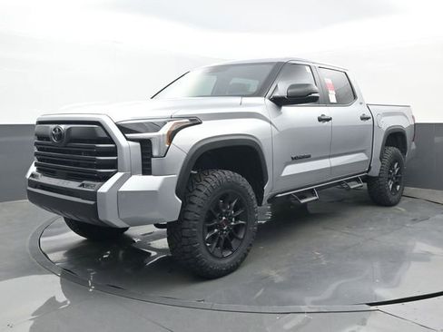 New 2026 Toyota Tundra SR5 AWD/4WD image 22