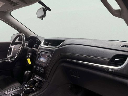 Used 2016 Chevrolet Traverse LT image 22