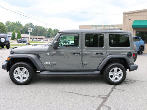 Used 2021 Jeep Wrangler Unlimited Sport w/ Sun And Sound Package AWD/4WD image 2