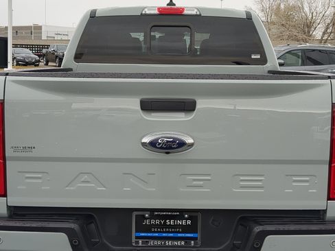 Used 2023 Ford Ranger Lariat w/ FX4 Off-Road Package image 14