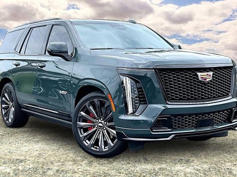 Used 2026 Cadillac Escalade V w/ LPO, Floor Liner Package AWD/4WD image 1