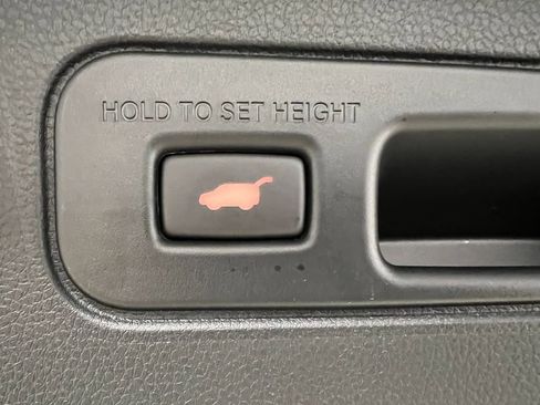 New 2025 Honda Pilot Touring image 33