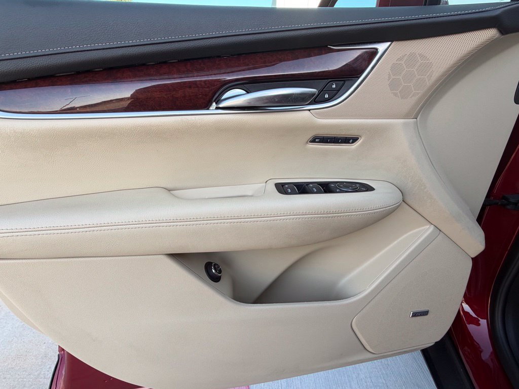 Used 2019 Cadillac XT5 Luxury FWD image 15