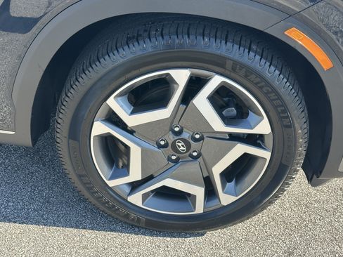 Used 2023 Hyundai Palisade Limited FWD image 13