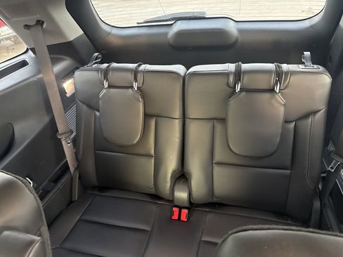 Used 2024 Ford Explorer XLT w/ Equipment Group 202A image 29