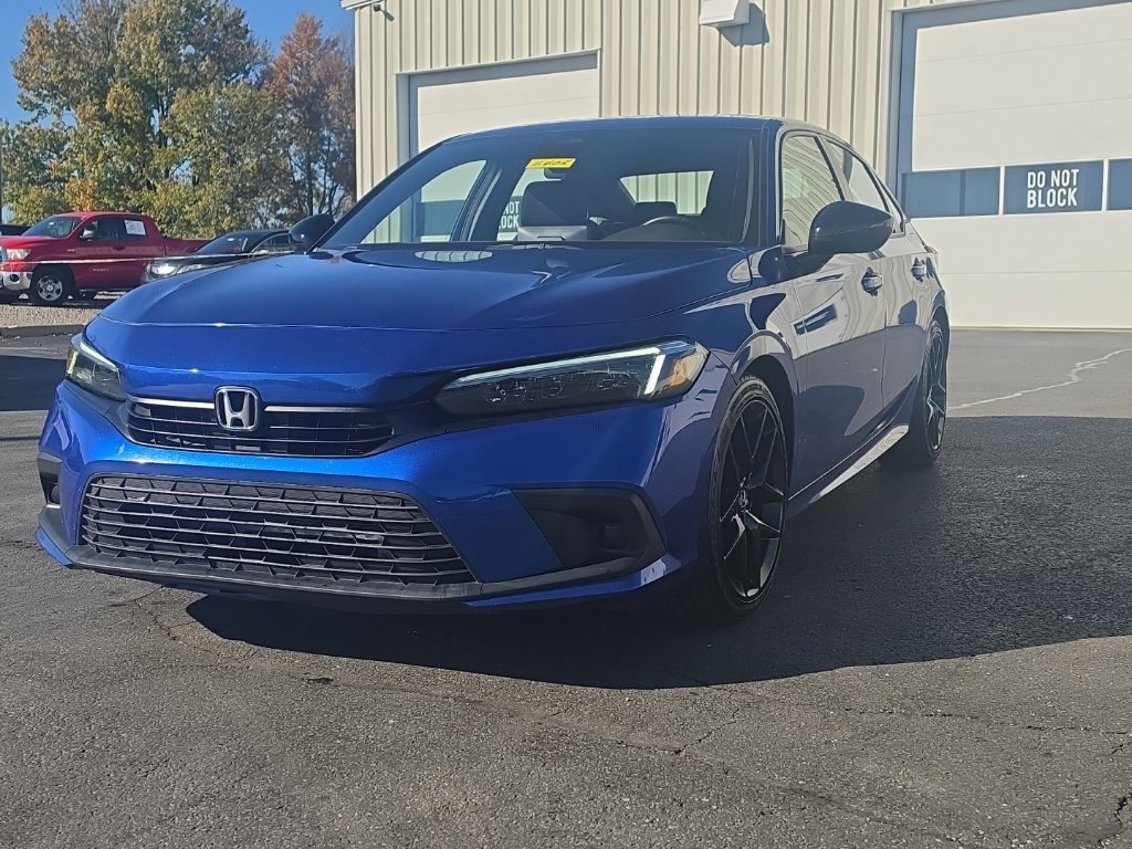 Used 2023 Honda Civic Sport image 6