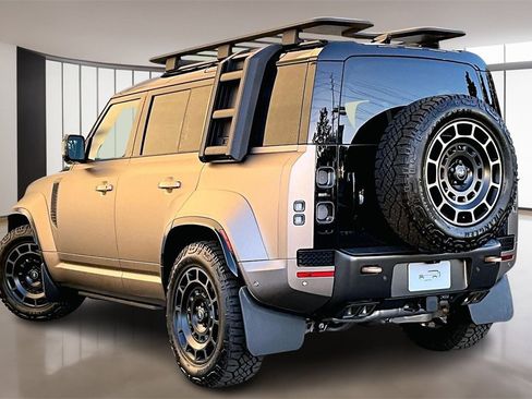 New 2025 Land Rover Defender 110 image 3