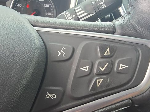 Used 2022 Chevrolet Equinox LT AWD/4WD image 27