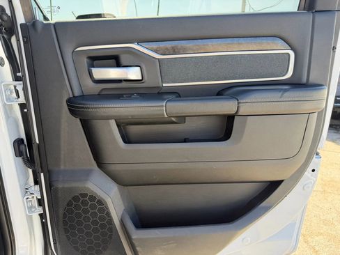 Used 2021 RAM 2500 Big Horn w/ Night Edition image 21