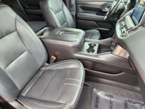 Used 2021 Chevrolet Tahoe RST w/ Luxury Package RWD image 6