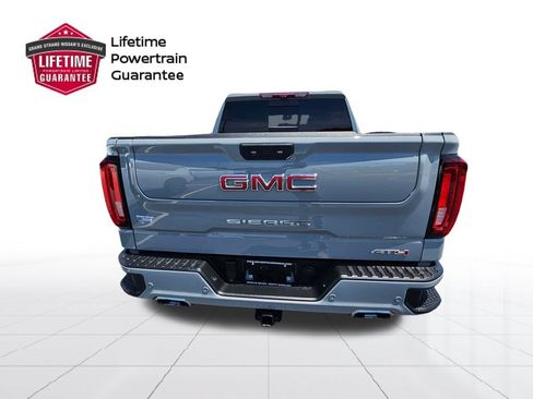 Used 2024 GMC Sierra 1500 AT4 w/ Technology Package AWD/4WD image 9
