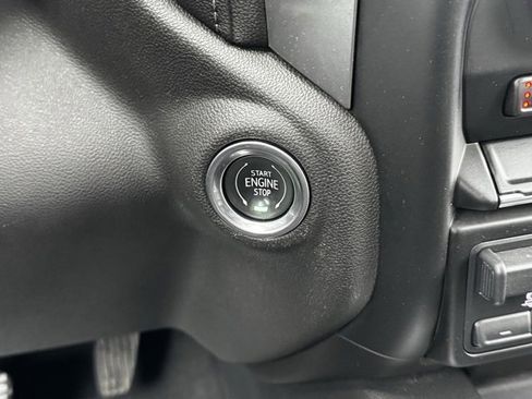 Used 2019 Chevrolet Silverado 1500 LTZ image 30