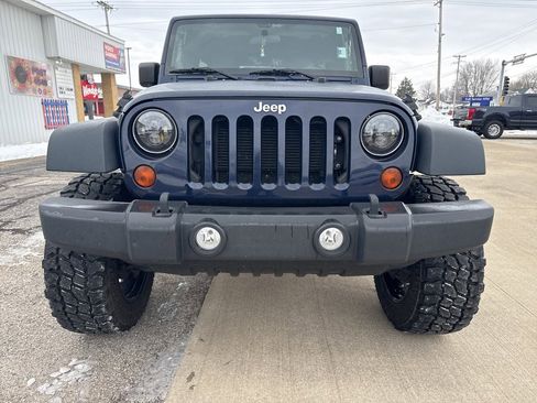 Used 2013 Jeep Wrangler Unlimited Sport image 11