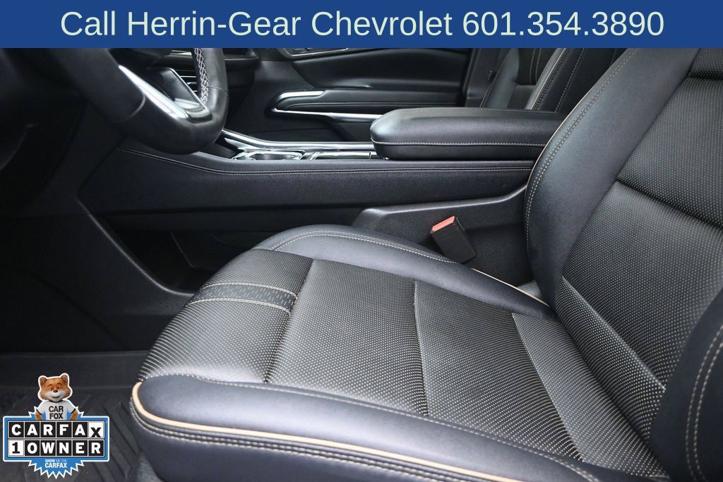 Used 2026 Chevrolet Traverse High Country FWD image 13