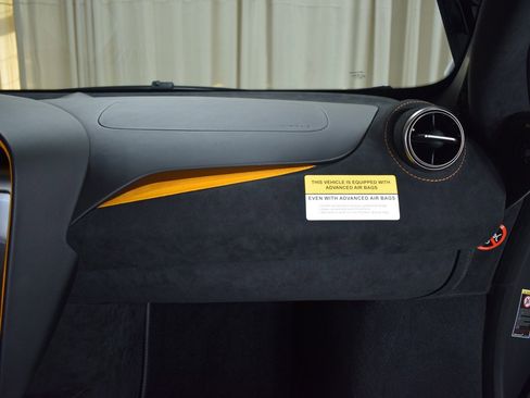 New 2026 McLaren 750S image 23