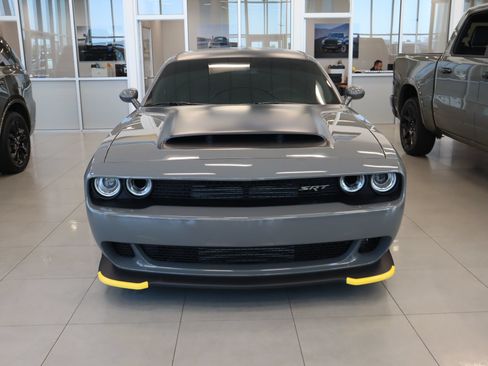 Used 2023 Dodge Challenger SRT Hellcat Redeye RWD image 9