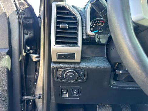 Used 2018 Ford F150 Lariat AWD/4WD image 19