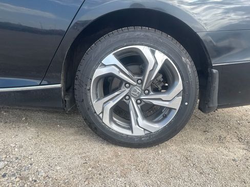Used 2019 Honda Accord EX-L image 17